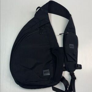 MEC Pod Sling Pack Bag - Black